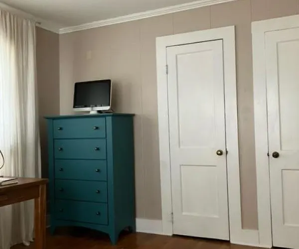 Comfortable Private 1br Retreat Apartment *